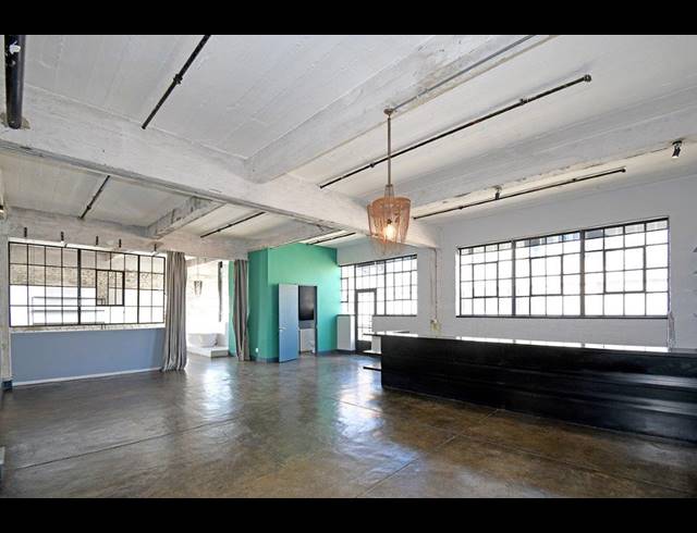1 BEDROOM APARTMENT FOR SALE IN MABONENG